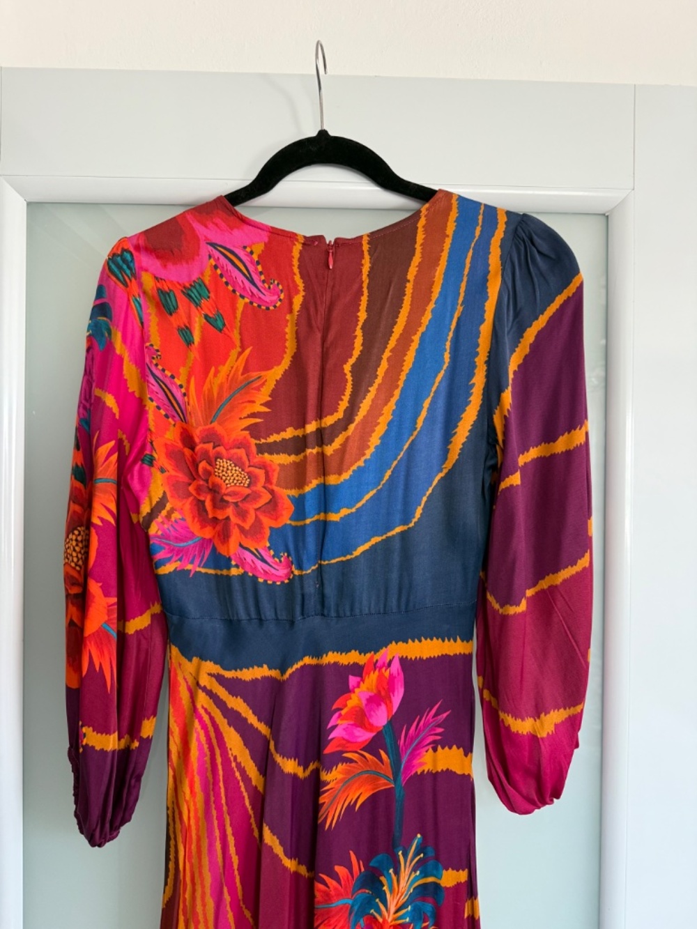 NWOT, Farm Rio Wave Circle Maxi - Picture 3 of 11
